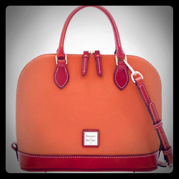 Dooney and Bourke hand bag - Picture 1 of 3